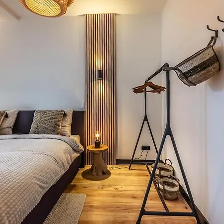 Canalview Luxury